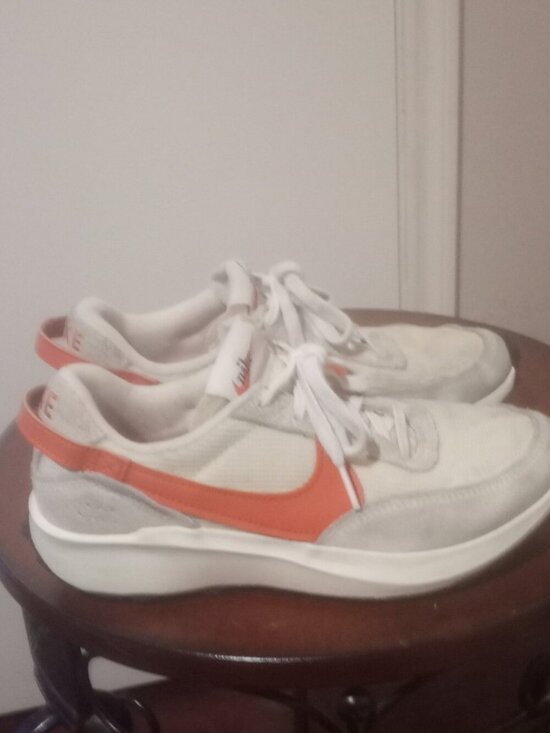 Nike Shoes - Nike Shoes Womens Size 7 White Sand Beige Waffle Debut Road Running DH9523-100
